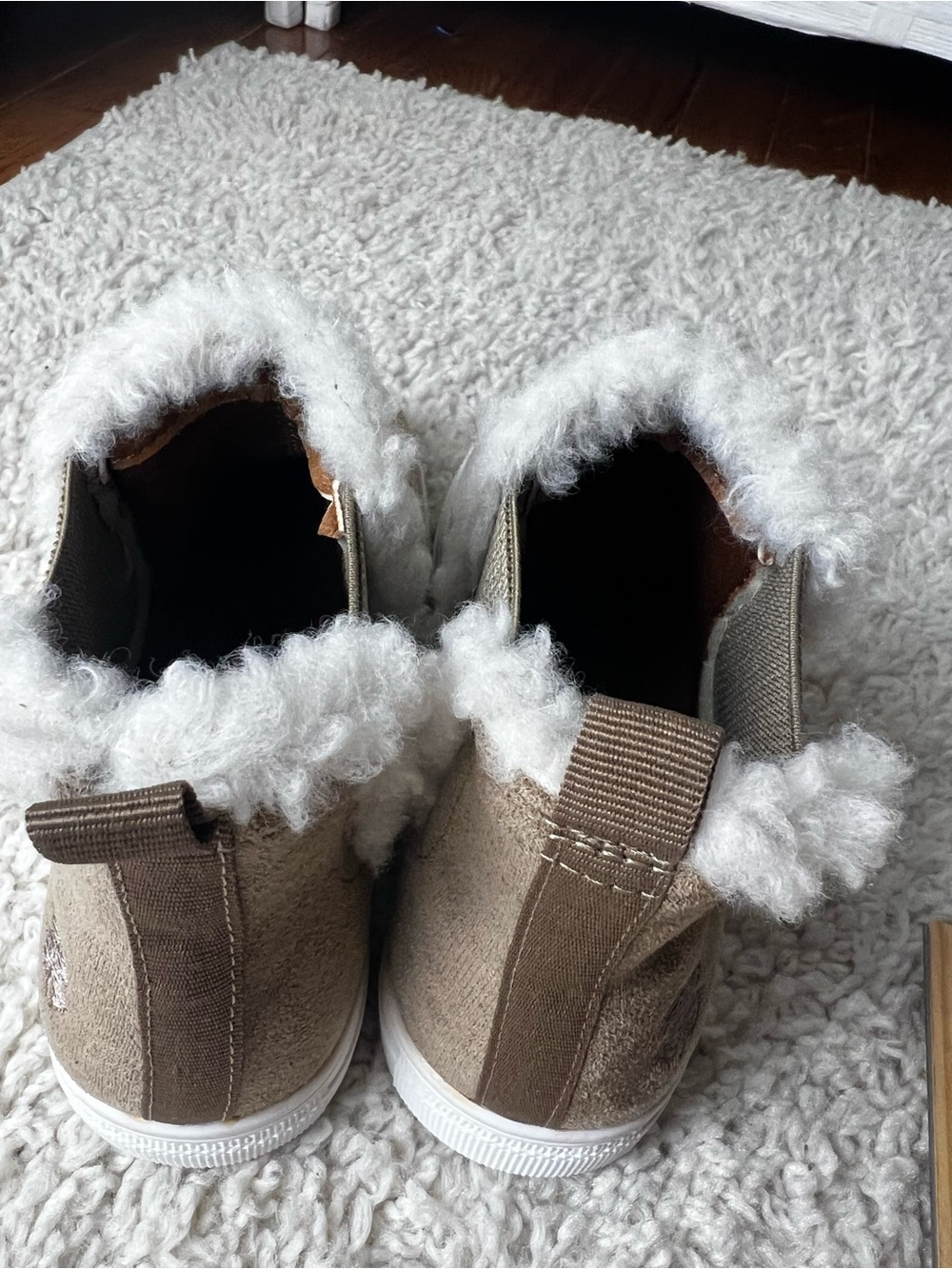 GIRLS LUCKY BRAND FAUX SUEDE/FUR BOOTS SZ 13 NWT - Picture 15 of 16